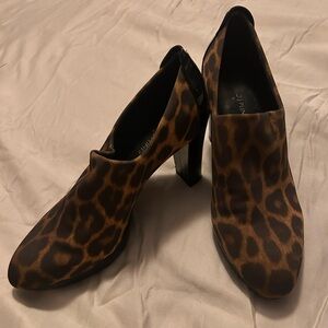 Donald J. Pliner Leopard Print Heels